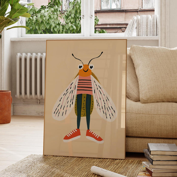 a picture of a picture of a bee on a wall